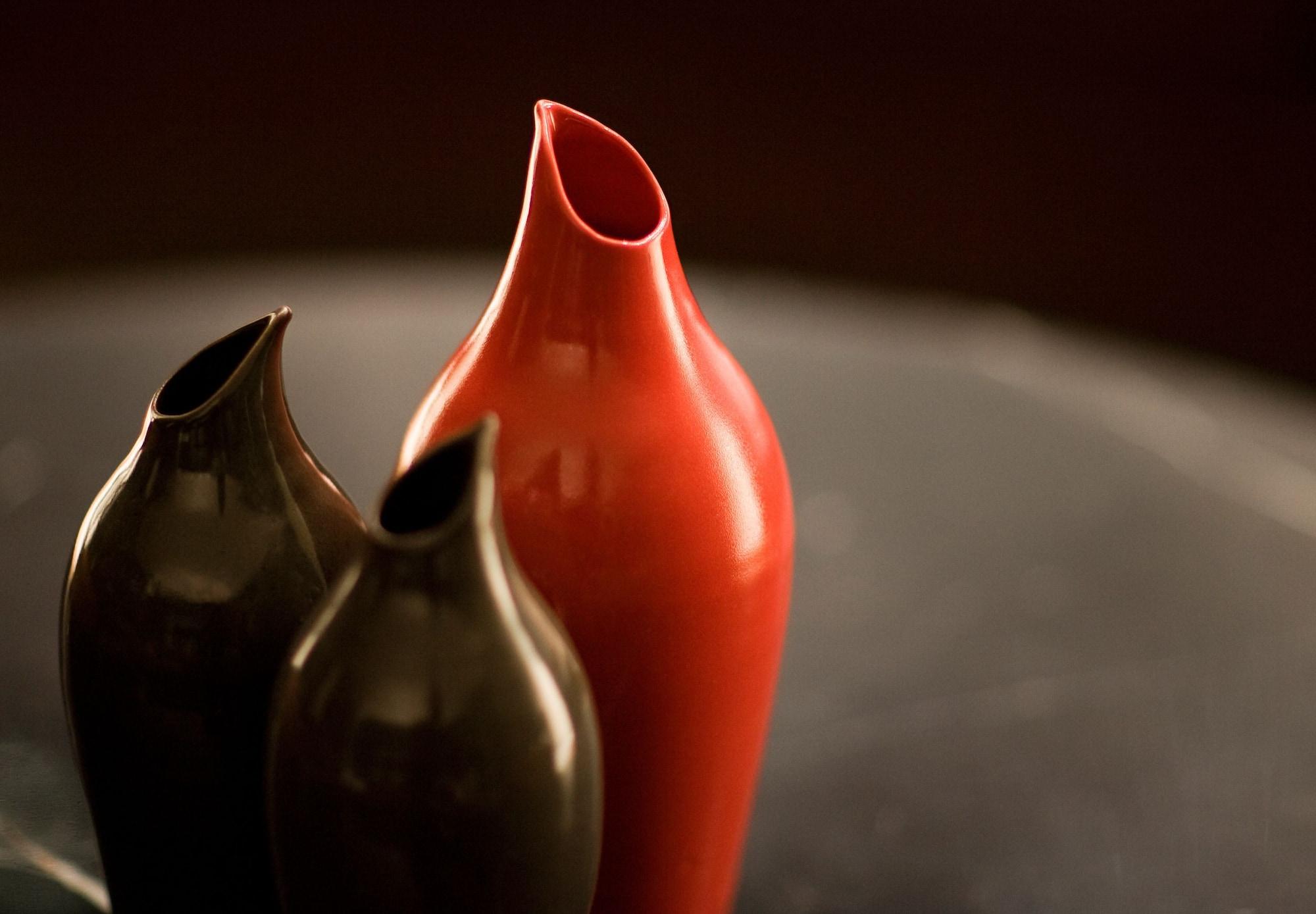 Hotel Realm Канбера Екстериор снимка Vases