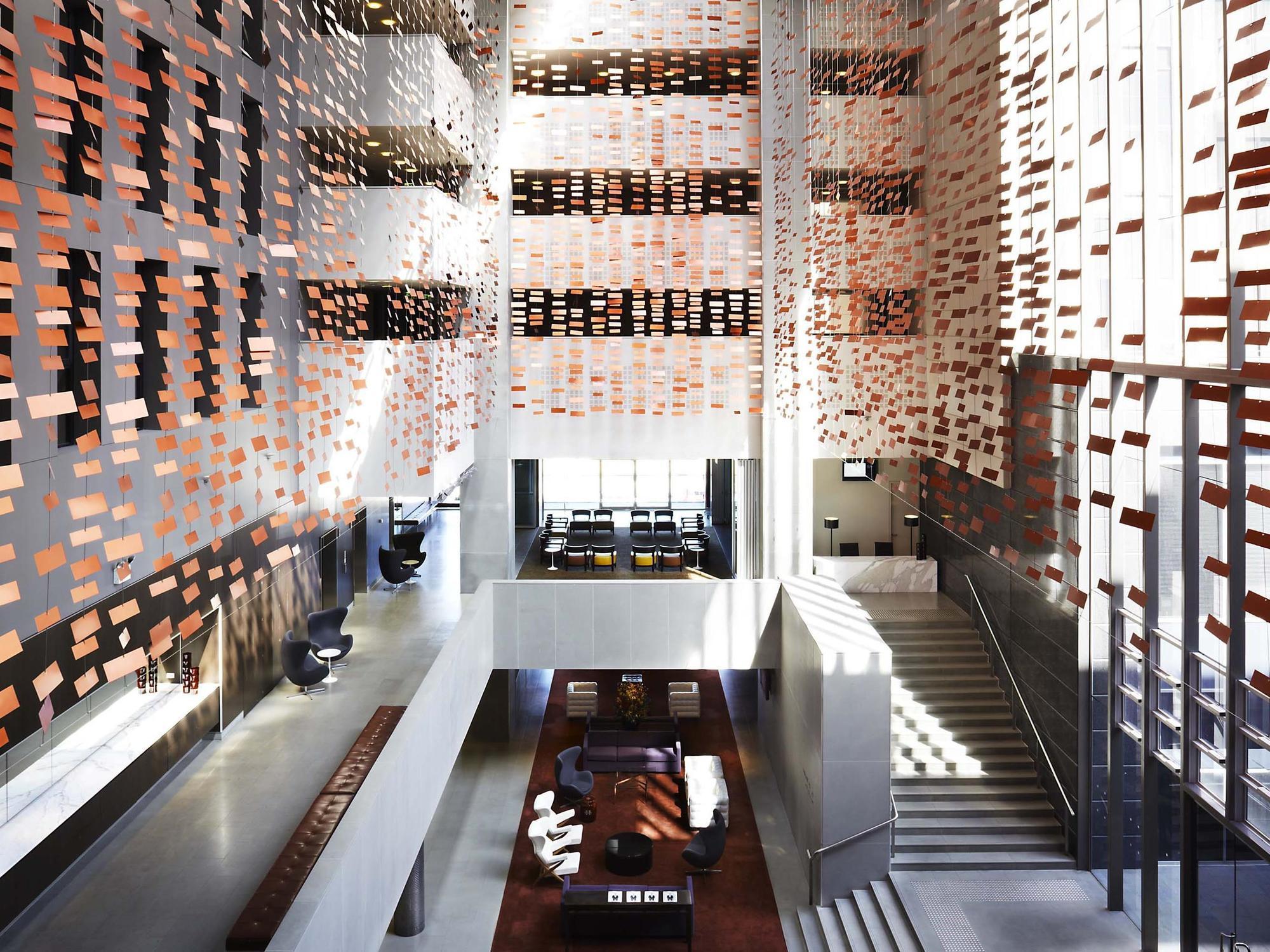 Hotel Realm Канбера Интериор снимка Interior of the building